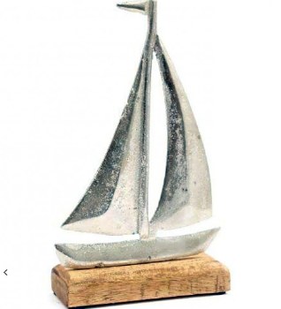 BOAT ON WOODEN BASE