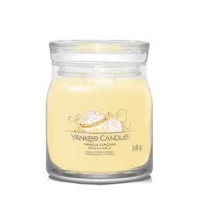 YANKEE CANDLE VANILLA CUPCAKE MEDIUM JAR