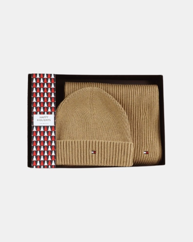 Tommy Hilfiger Essential Scarf and Beanie Set