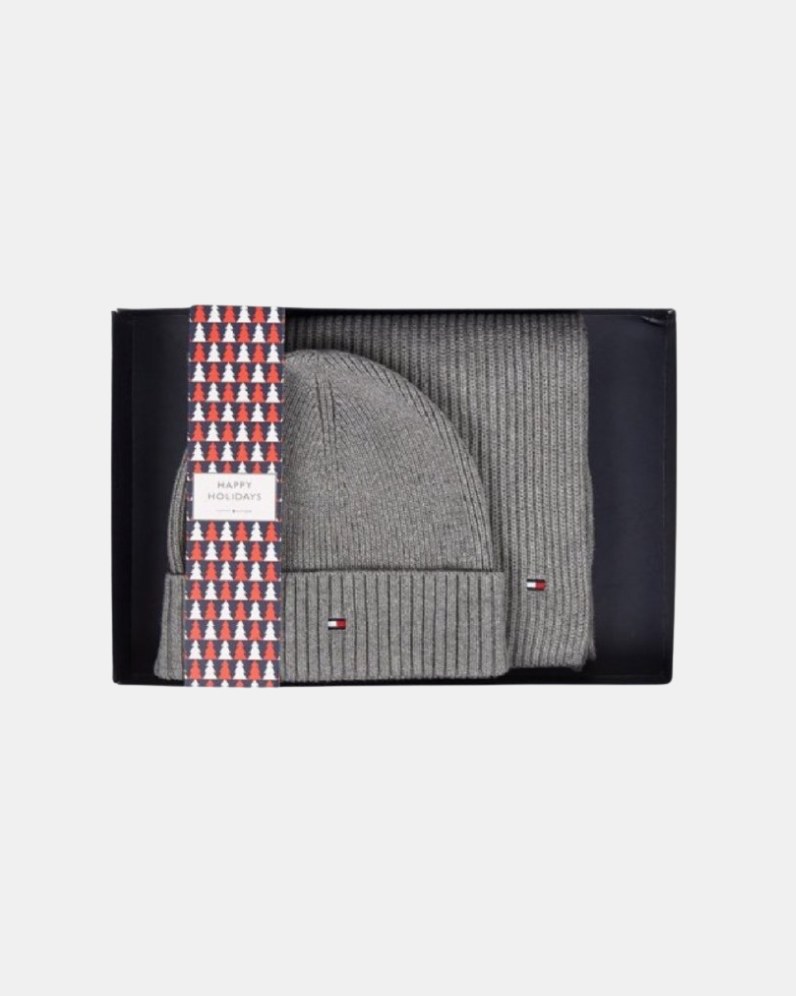 Tommy Hilfiger Essential Scarf and Beanie Set