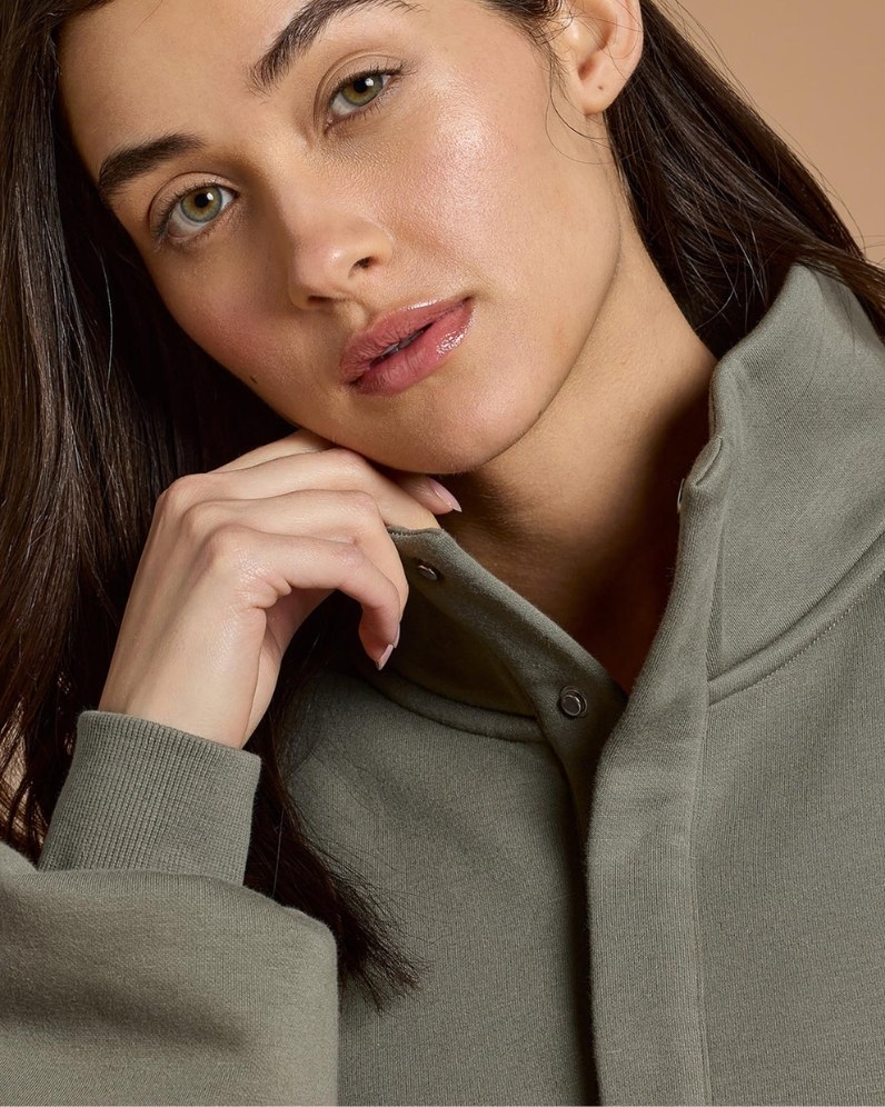 Snap Sierra Sweatshirt