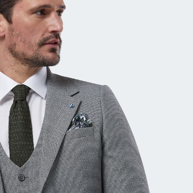 Benetti Prague 3-Piece Suits