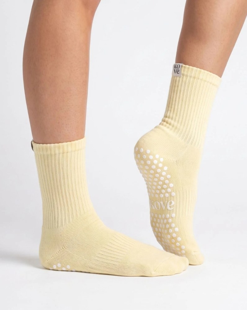 Basics Grip Socks