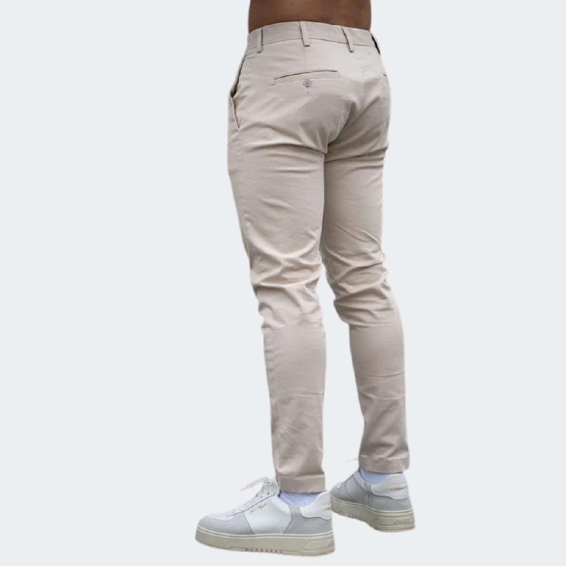 Slim Chino