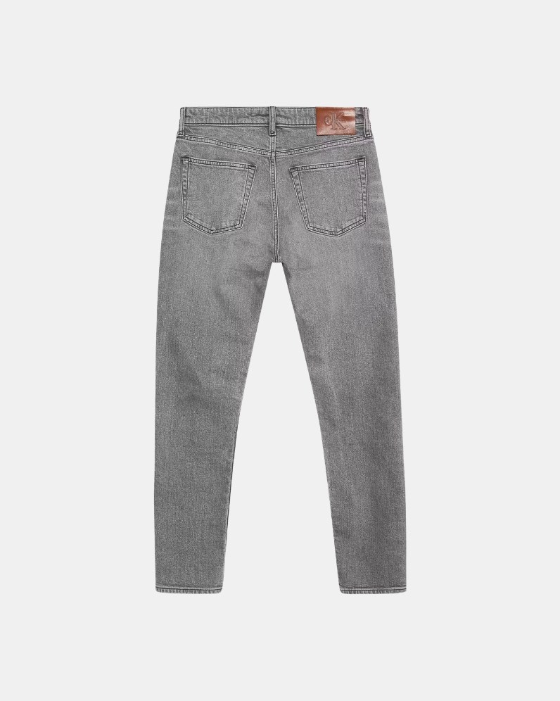 Slim Taper Jeans
