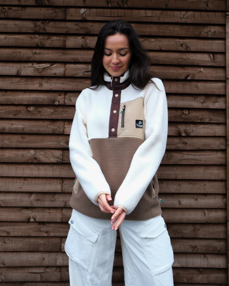 Bicolour Button Fleece