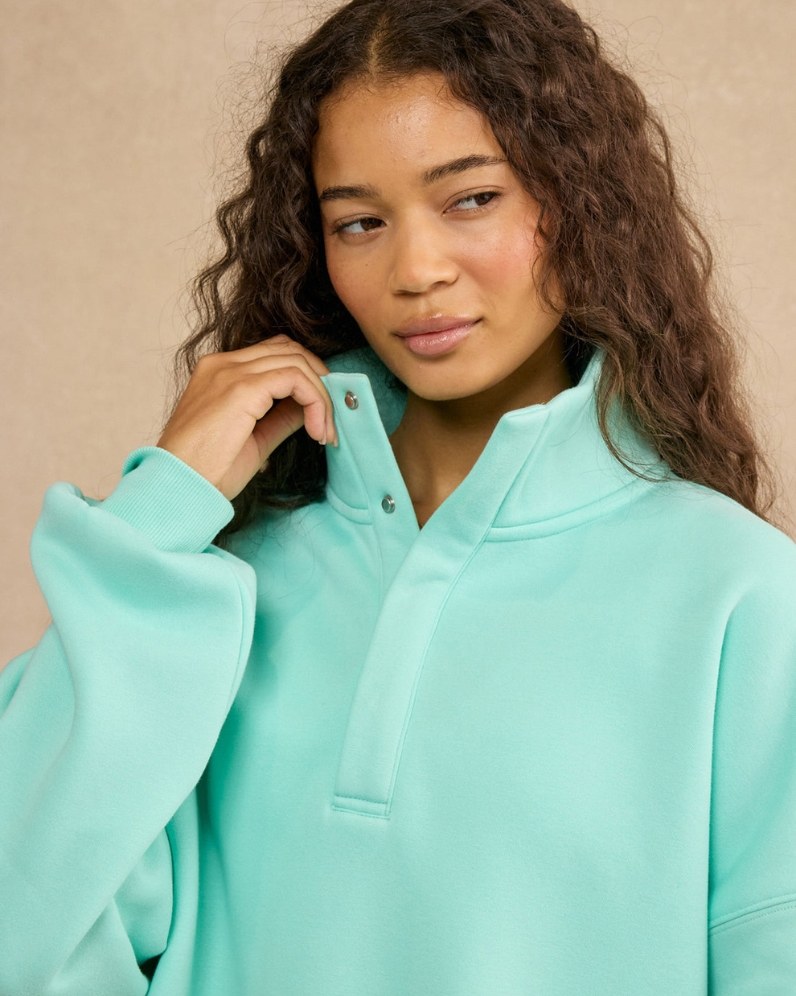 Snap Sierra Sweatshirt