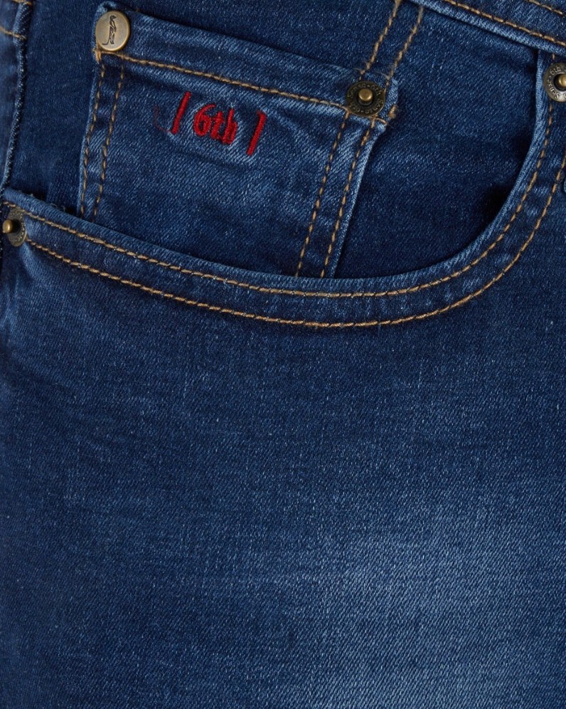 Nevada Straight Jeans