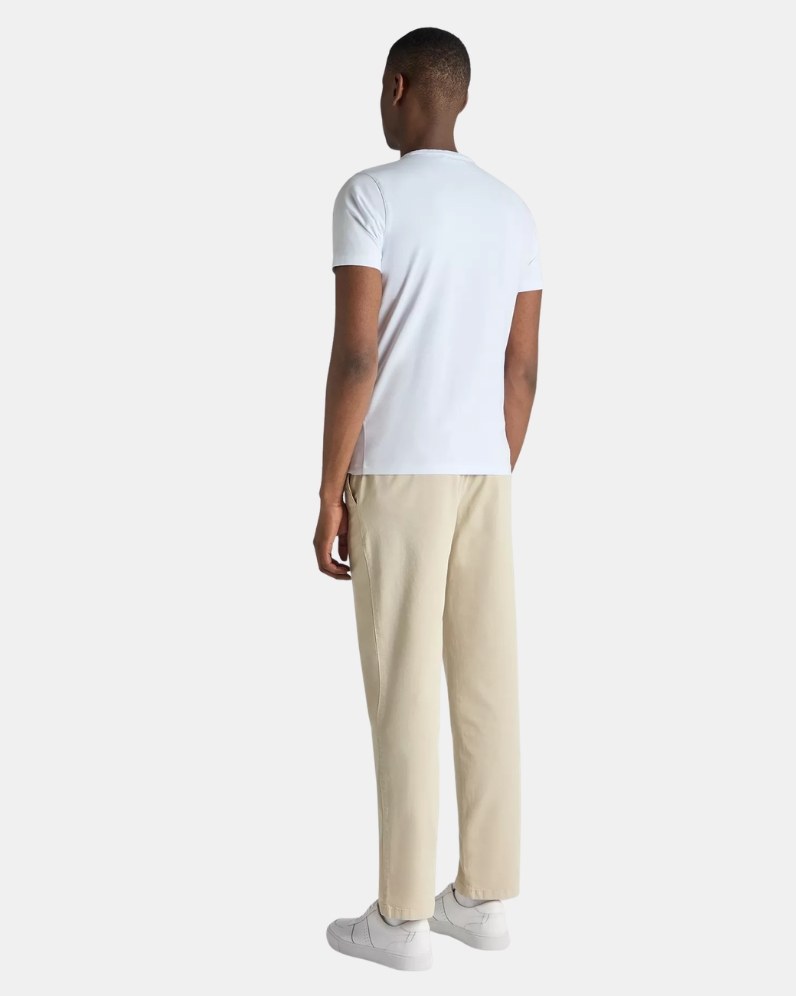 Elliott Chinos