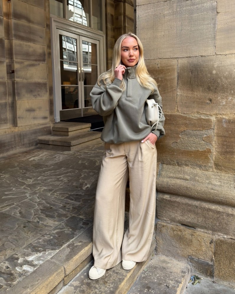 Snap Sierra Sweatshirt