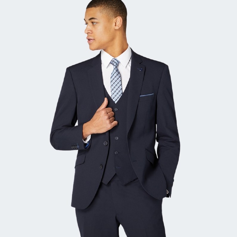 Remus Uomo Palucci Three-Piece Suit