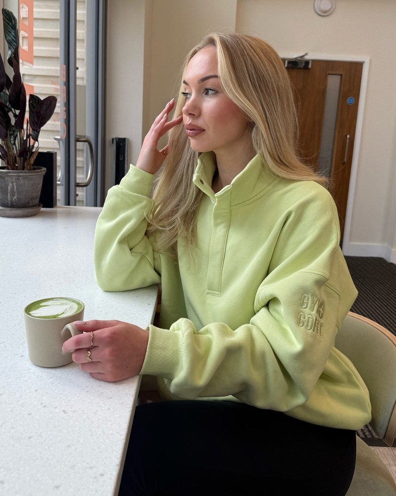 Snap Sierra Sweatshirt thumbnail