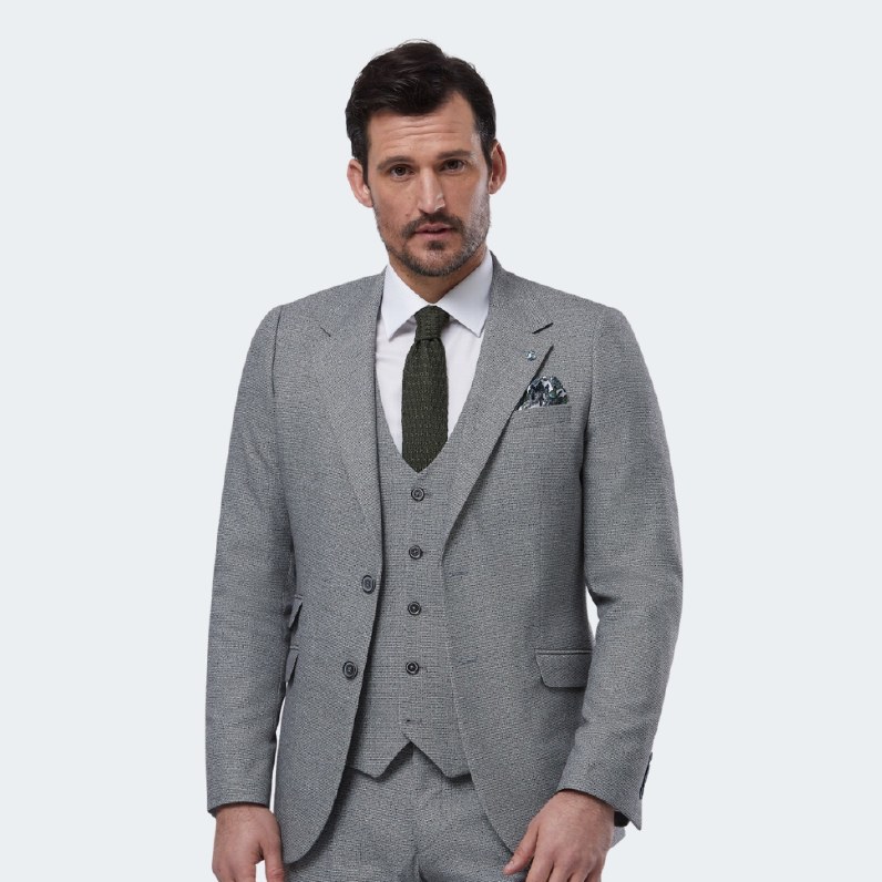 Benetti Prague 3-Piece Suits thumbnail