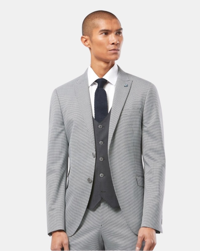 Benetti 3-Piece Colin Suit thumbnail