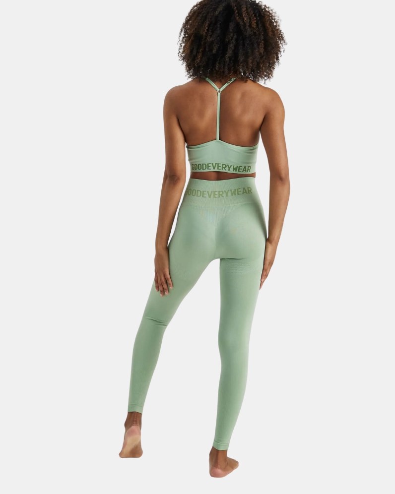 Performance Strappy Bra thumbnail