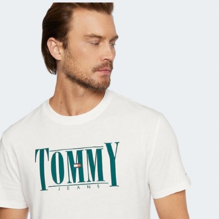 Tommy Jeans Chest Script Tee thumbnail