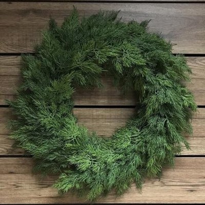 Fresh Touch Cedar Wreath 24in