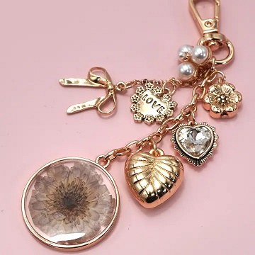 Key/purse Charm Dried Flower