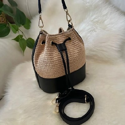Capri Raffia Purse Black