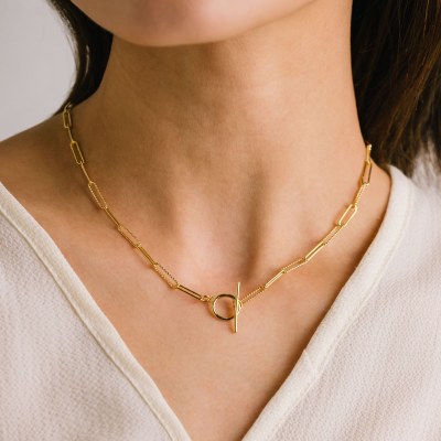 Dainty Toggle Paperclip Neckla