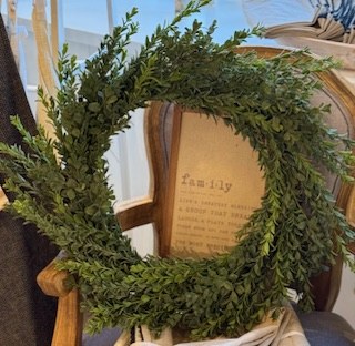 Boxwood Wreath 24in