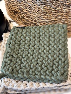 Knit Trivet/holder Green1ct