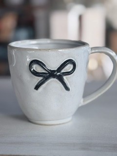 Mug Stoneware Black Bow