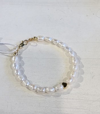 Pearl Bracelet Gold Heart