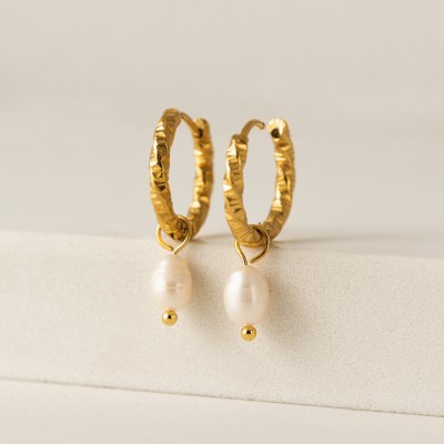 Venus Pearl Hoop Earrings