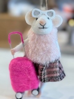 Mouse Travel Ornament 1ct