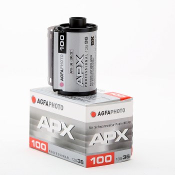 Agfa APX 100 Zwart-wit Film - 6 Rollen, 135-36 Formaat, 100 ASA, Professionele Kwaliteit