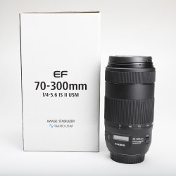 CANON EF 70-300MM F/4 - 5.6 IS