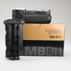 NIKON MB-D11