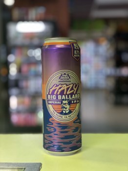 Red Hook Big Ballard Hazy