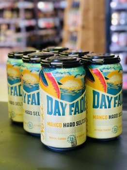 No-li Day Fade Mango Seltzer