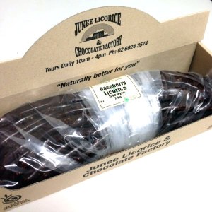 Licorice Raspberry Strap 2kg