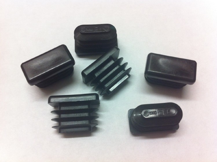 20 x 10mm Rectangle Plastic Cap / Blank / Bung