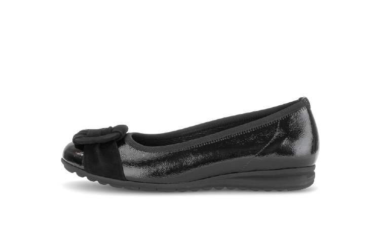 3012 Black Patent Pump