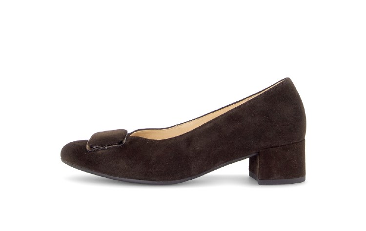 3015.02 Mocca Suede Low Heel