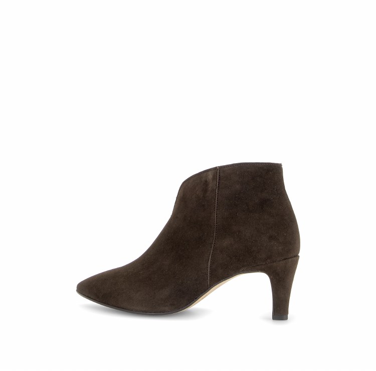 8017 Mocca Suede Shoe Boot