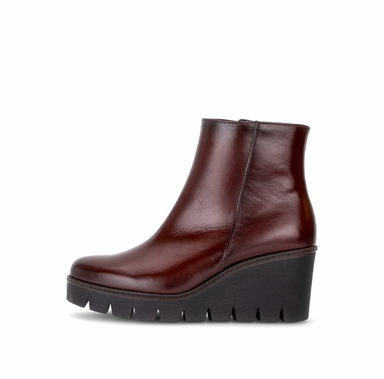 8045 Brown Leather Wedge