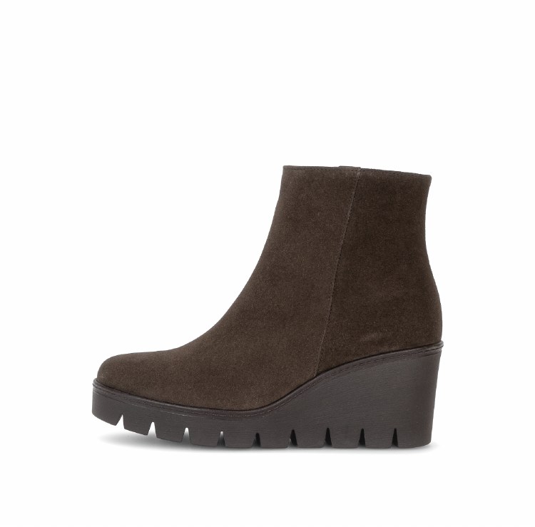 8045 Mocca Suede