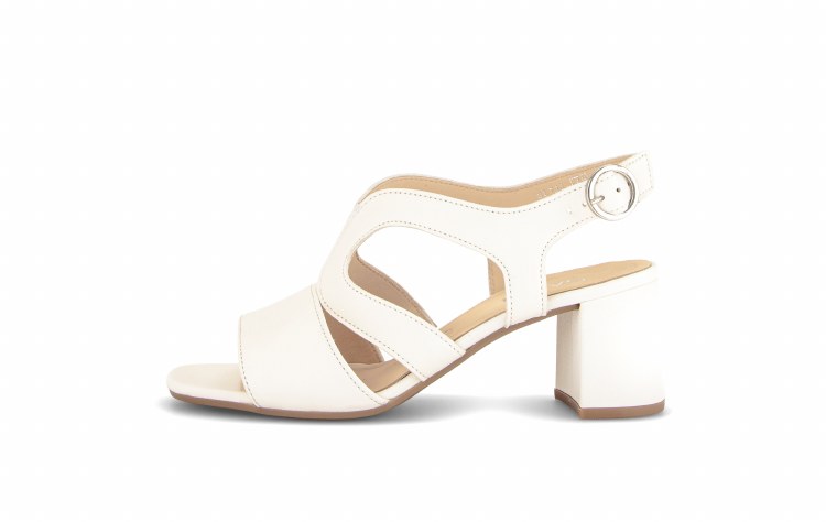 81.713 Strap Block Heel Latte