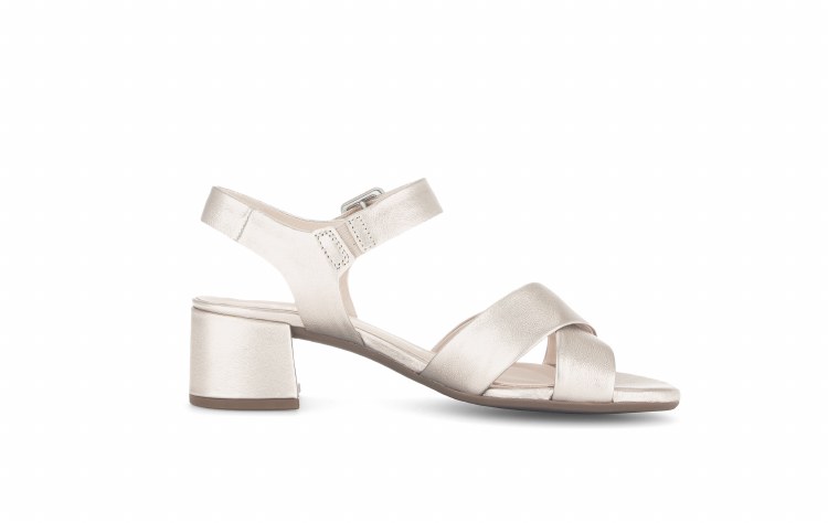 82.913 Puder Strap Block Heel