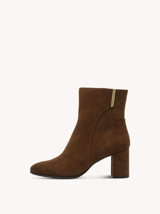 85302 Cinnamon Block Heel Boot