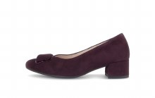 Additional picture of 3015  Mulberry Suede Low Heel