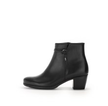 75.522 Black Leather 7 UK / 41