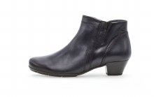 55.638 Navy Low Heel Boot 4.5