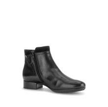 Additional picture of 8031 Black Leather Flat Boot