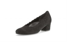 Additional picture of 82.221 Low Heel Black Suede 6,